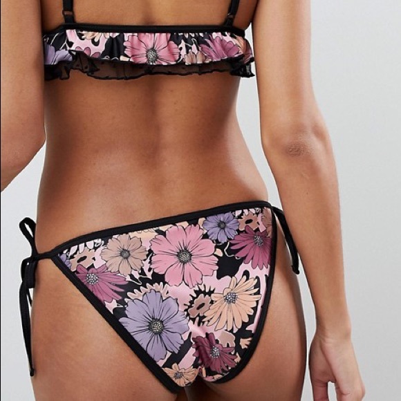 🖤NWOT // ASOS ruffle bikini set🖤 - Picture 4 of 4